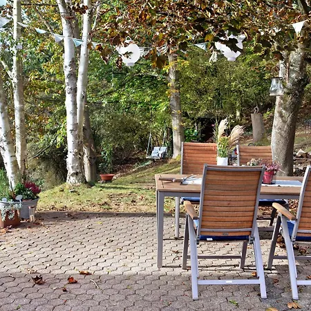 Auszeyt Edersee Fuer Vier Waldeck (Hessen)