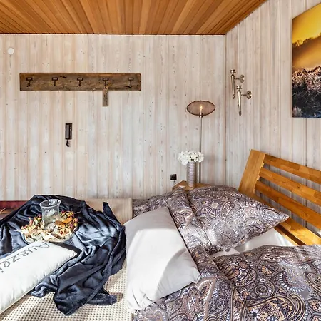 Auszeyt Edersee Fuer Vier